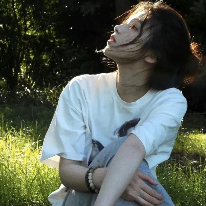 薇若妮卡想不开